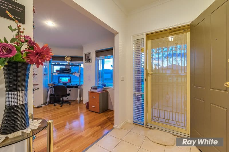 18 Rose grange Boulevard, Tarneit VIC 3029, Tarneit - Thumbnail 3