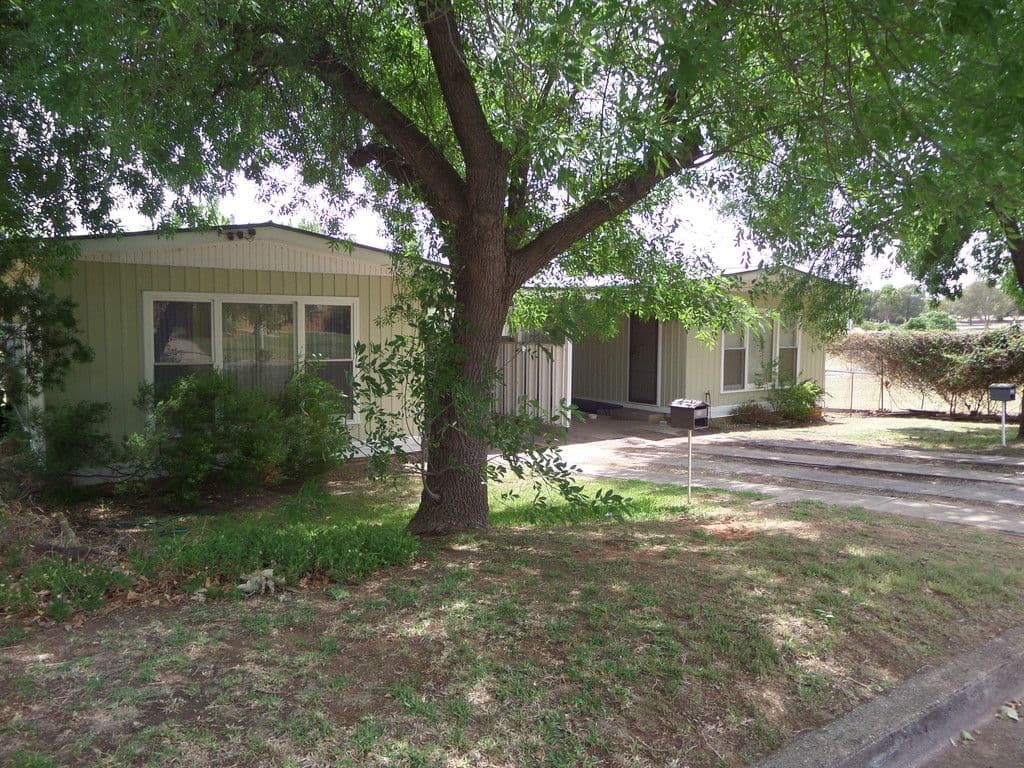27 Riverine Street, Narrandera NSW 2700, Narrandera - Thumbnail 2