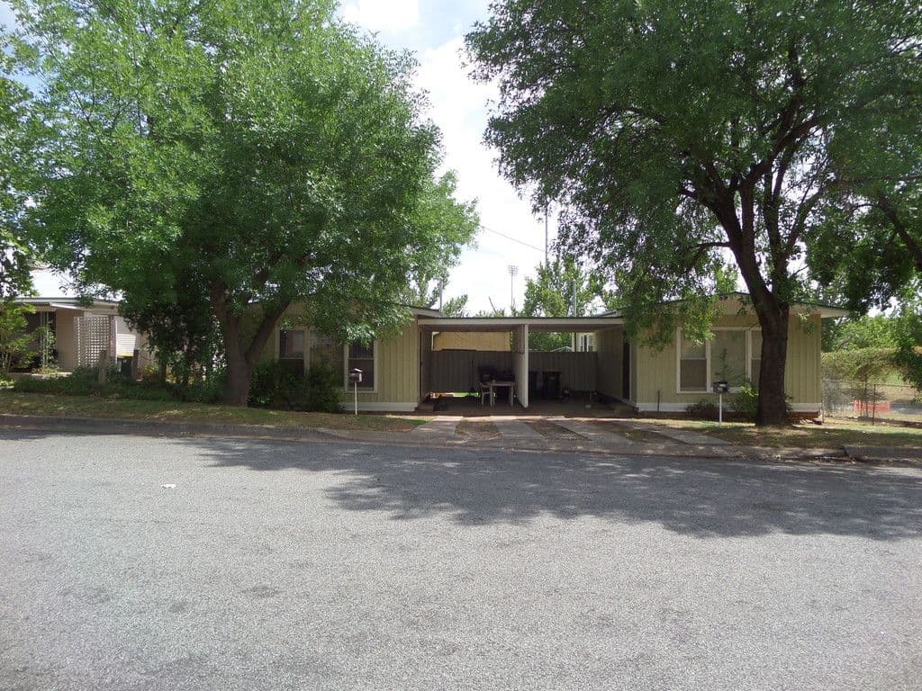27 Riverine Street, Narrandera NSW 2700, Narrandera - Thumbnail 3