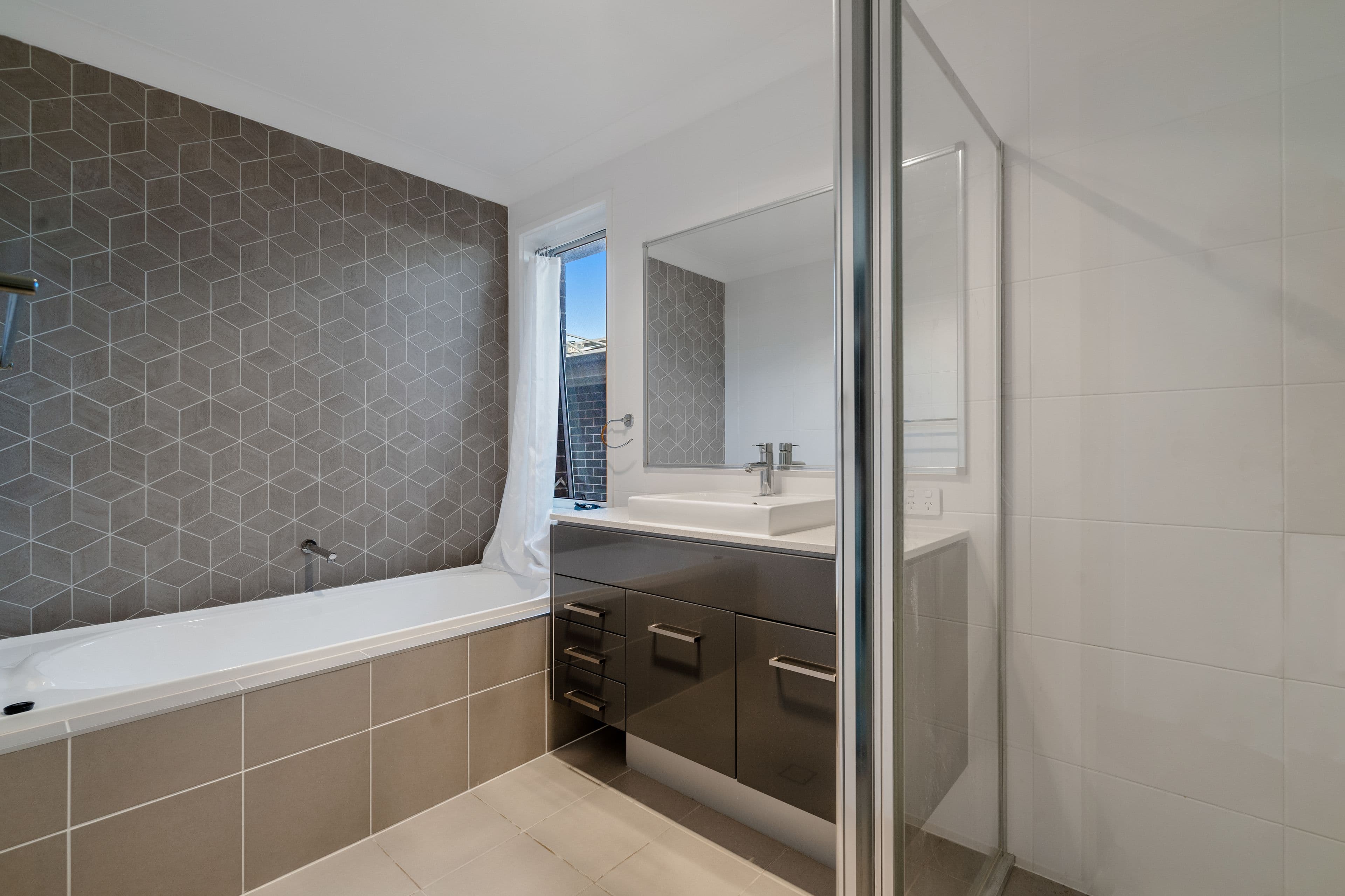 9 Gunyah Drive, Glenmore Park NSW 2745, Glenmore Park - Thumbnail 5