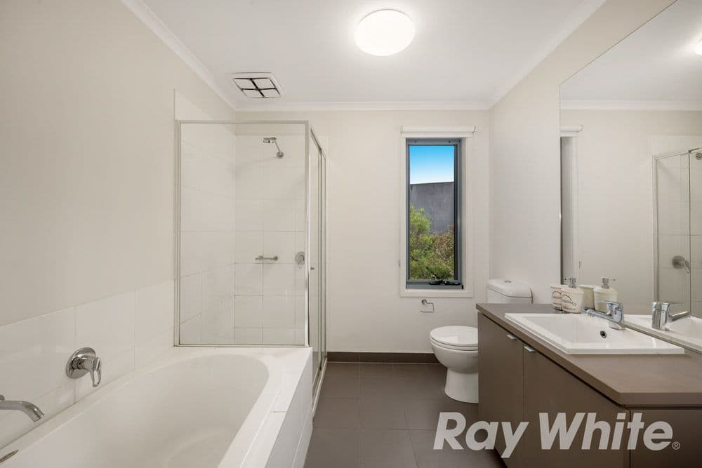38 Brunton Crescent, Mulgrave VIC 3170, Mulgrave - Thumbnail 7