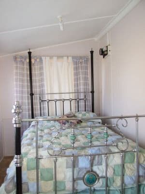 16 Acacia Street, BLACKALL QLD 4472, Blackall - Thumbnail 2