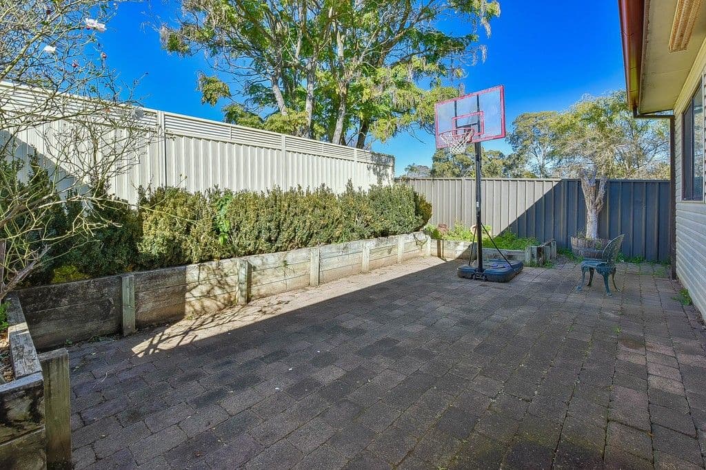 76 Macquarie Avenue, Campbelltown NSW 2560, Campbelltown - Thumbnail 7
