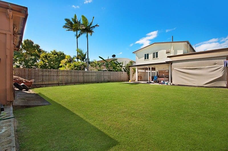 130 Twelfth Avenue, RAILWAY ESTATE QLD 4810, Railway Estate - Image 1
