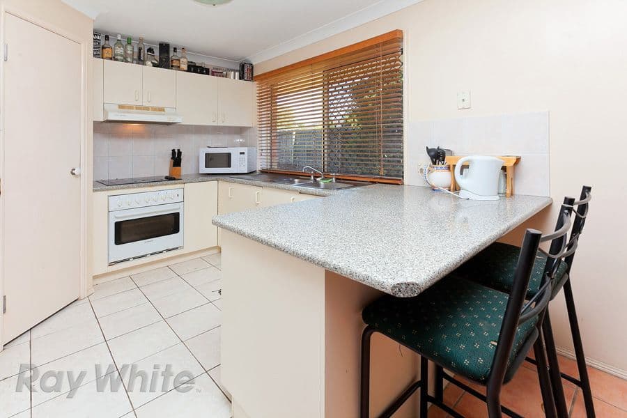 1 Mistletoe Court, CAMIRA QLD 4300, Camira - Thumbnail 4