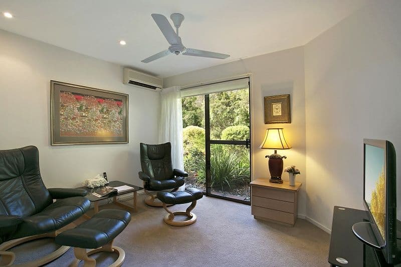 2 Farnworth Street, CHAPEL HILL QLD 4069, Chapel Hill - Thumbnail 8