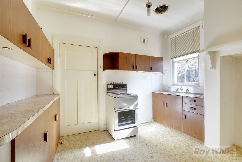 122 Addison Street, Goulburn - Thumbnail 3