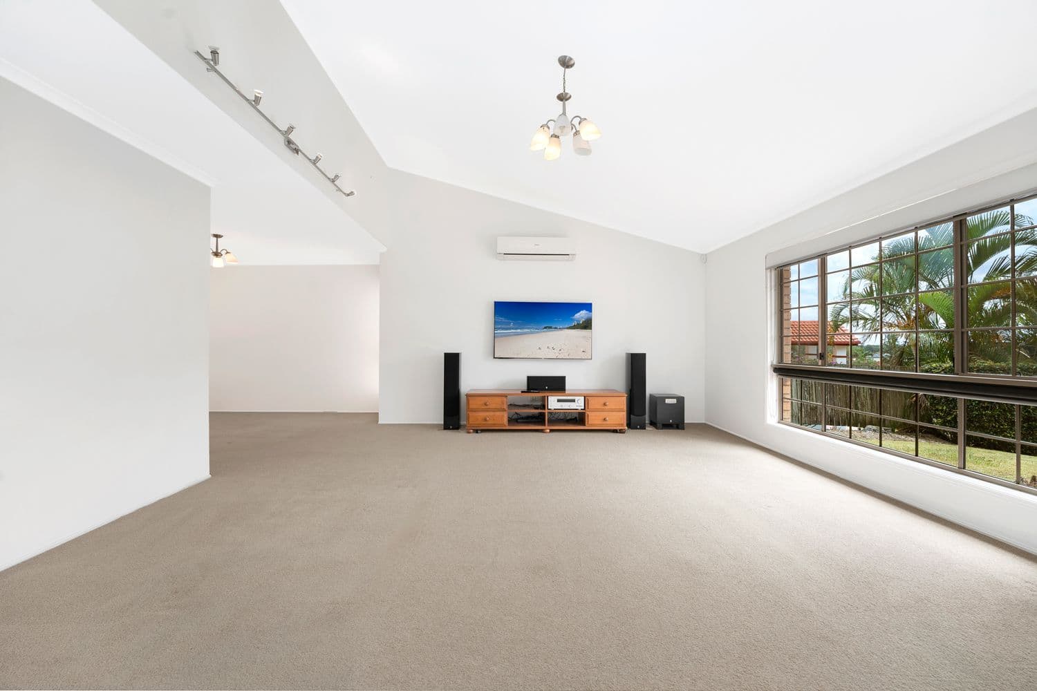31 Shuttle Place, Bridgeman Downs QLD 4035, Bridgeman Downs - Thumbnail 5