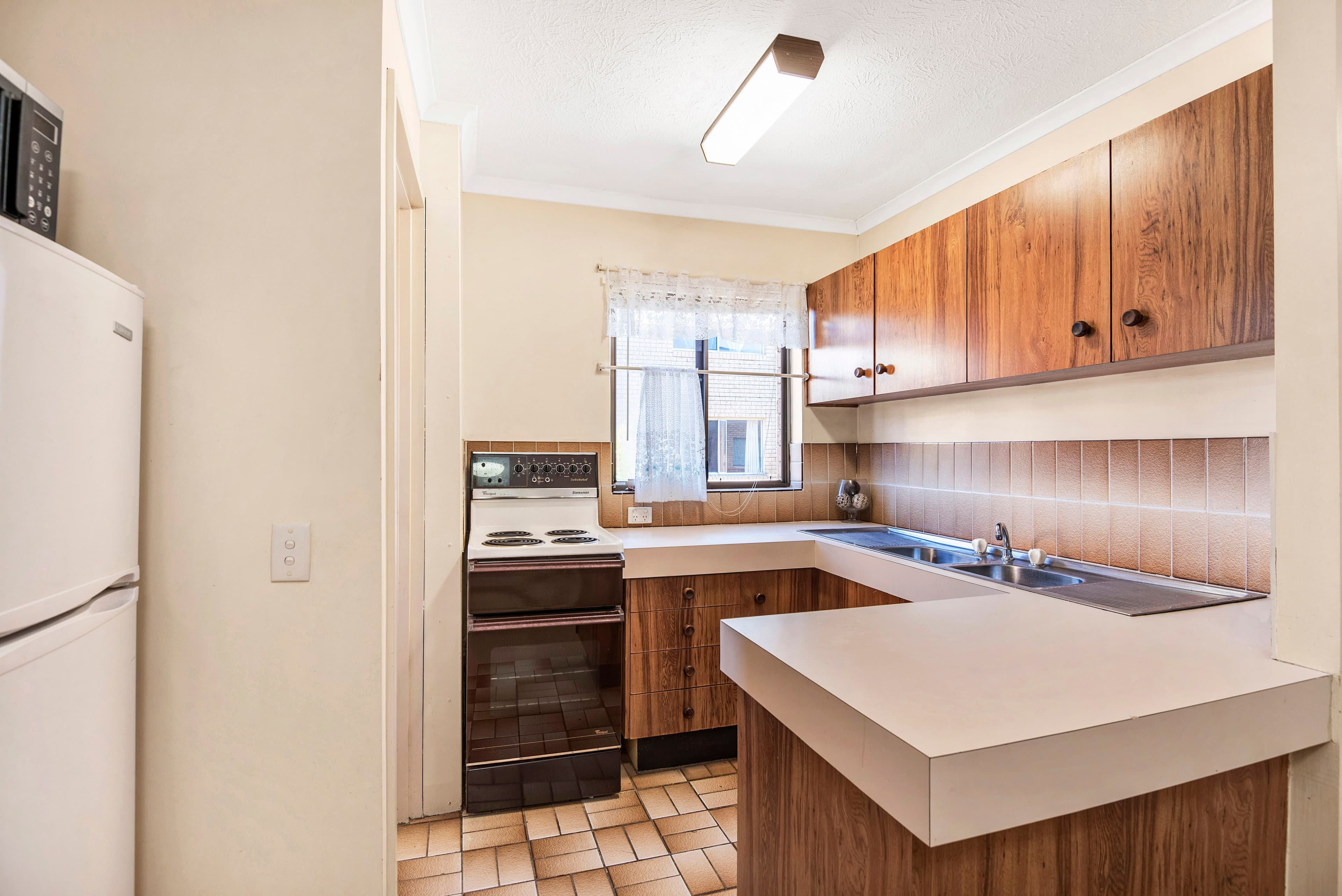 44 Coolangatta Road, Coolangatta QLD 4225, Coolangatta - Thumbnail 3