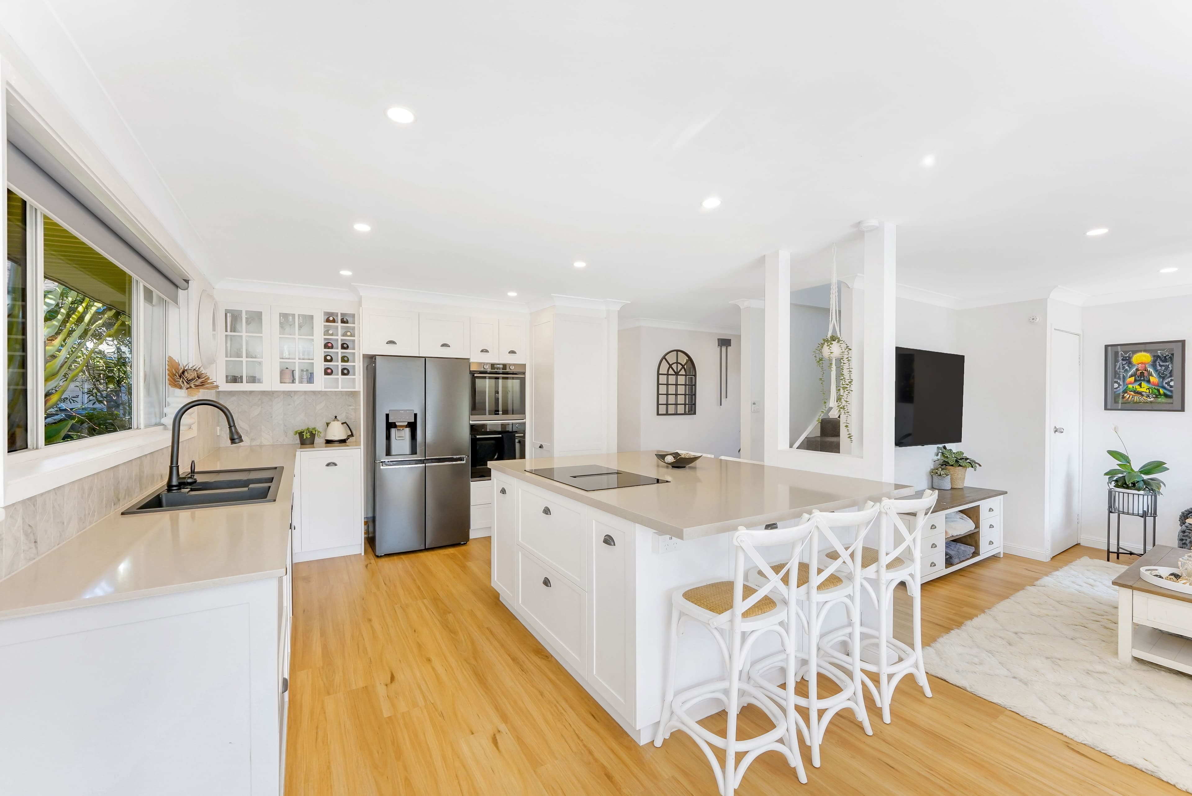 6a Duke Street, Point Frederick NSW 2250, Point Frederick - Thumbnail 2