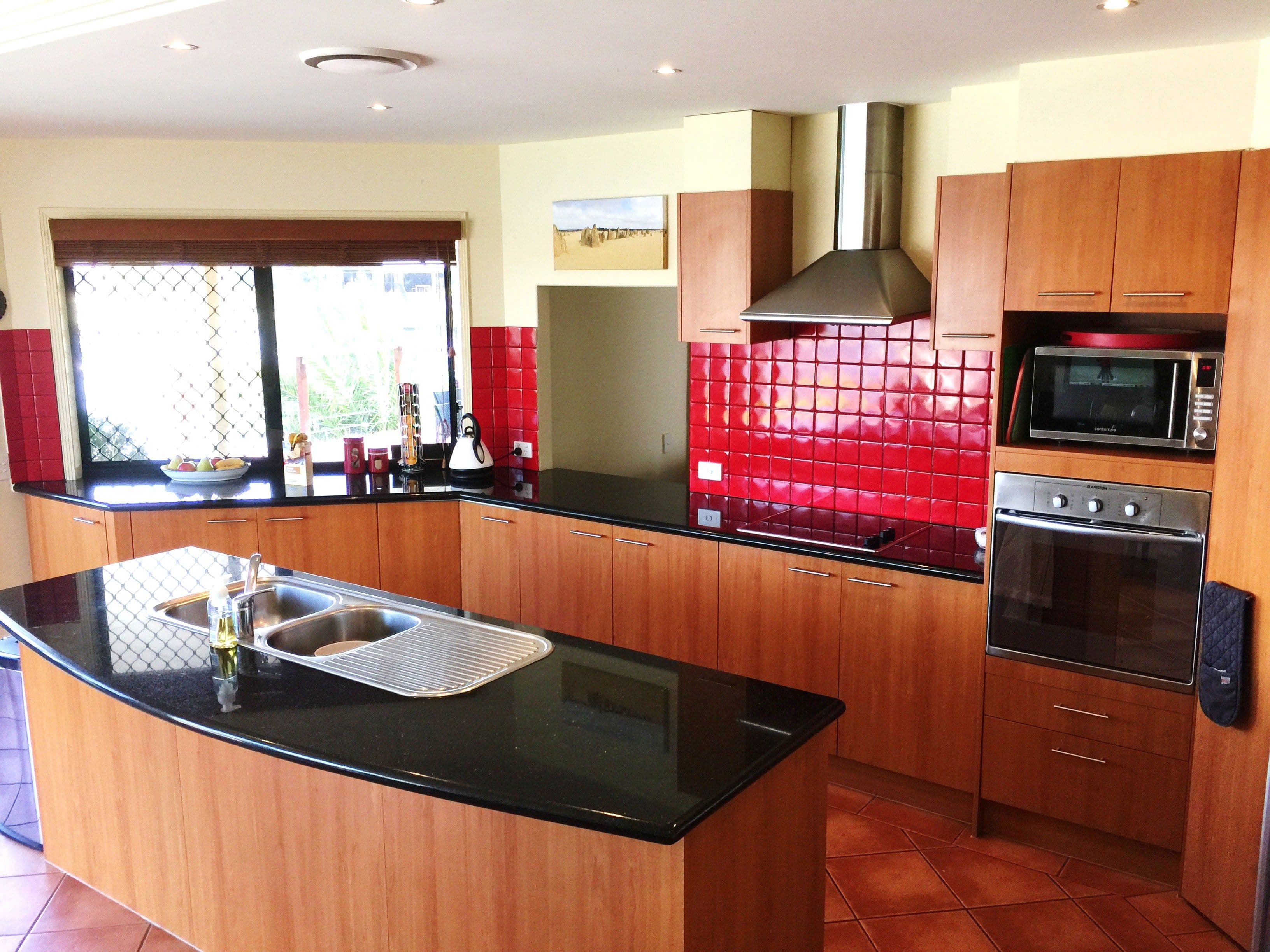 21 Eastpark Waters, Helensvale QLD 4212, Helensvale - Thumbnail 5