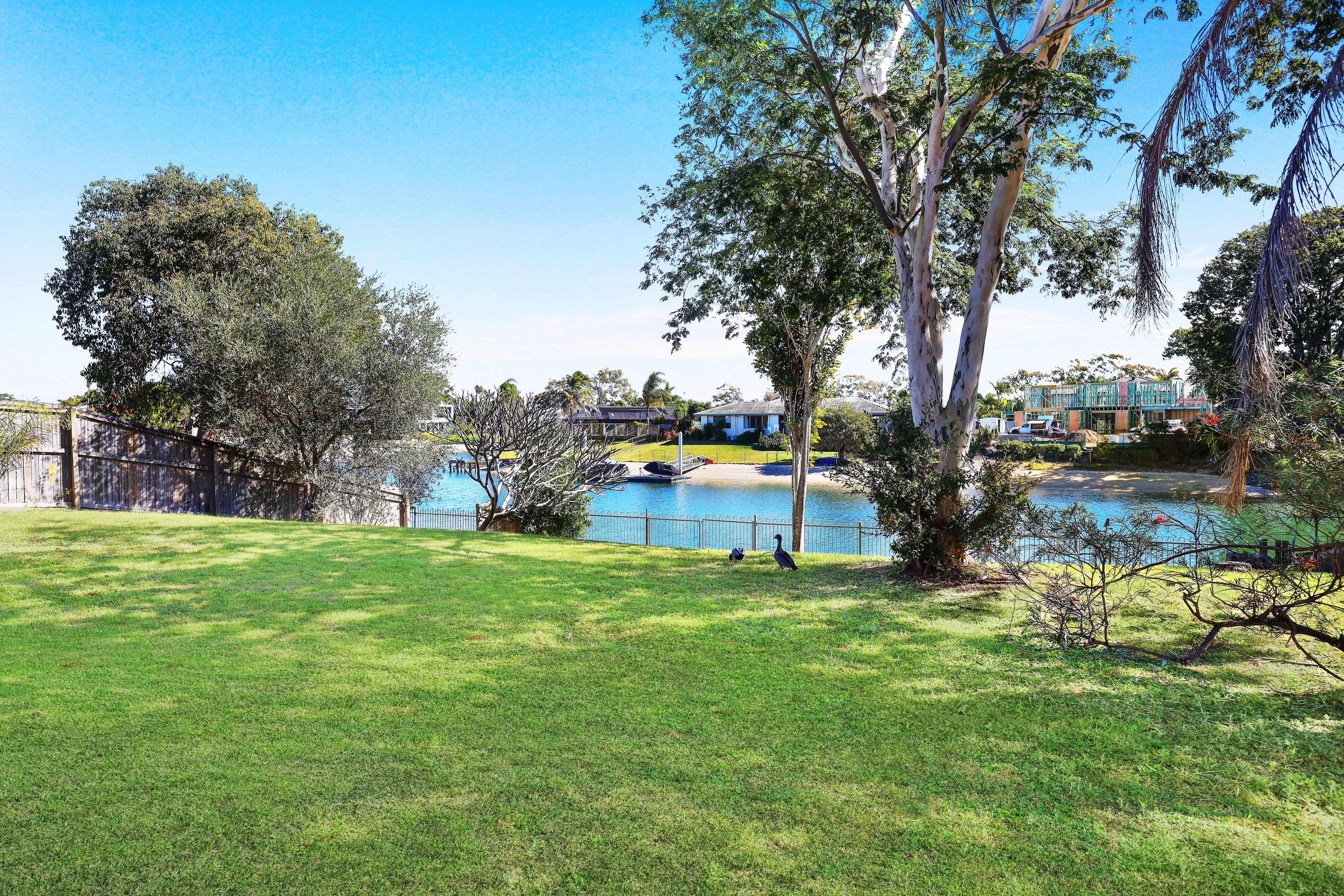 34 Welby Street, Broadbeach Waters QLD 4218, Broadbeach Waters - Thumbnail 4