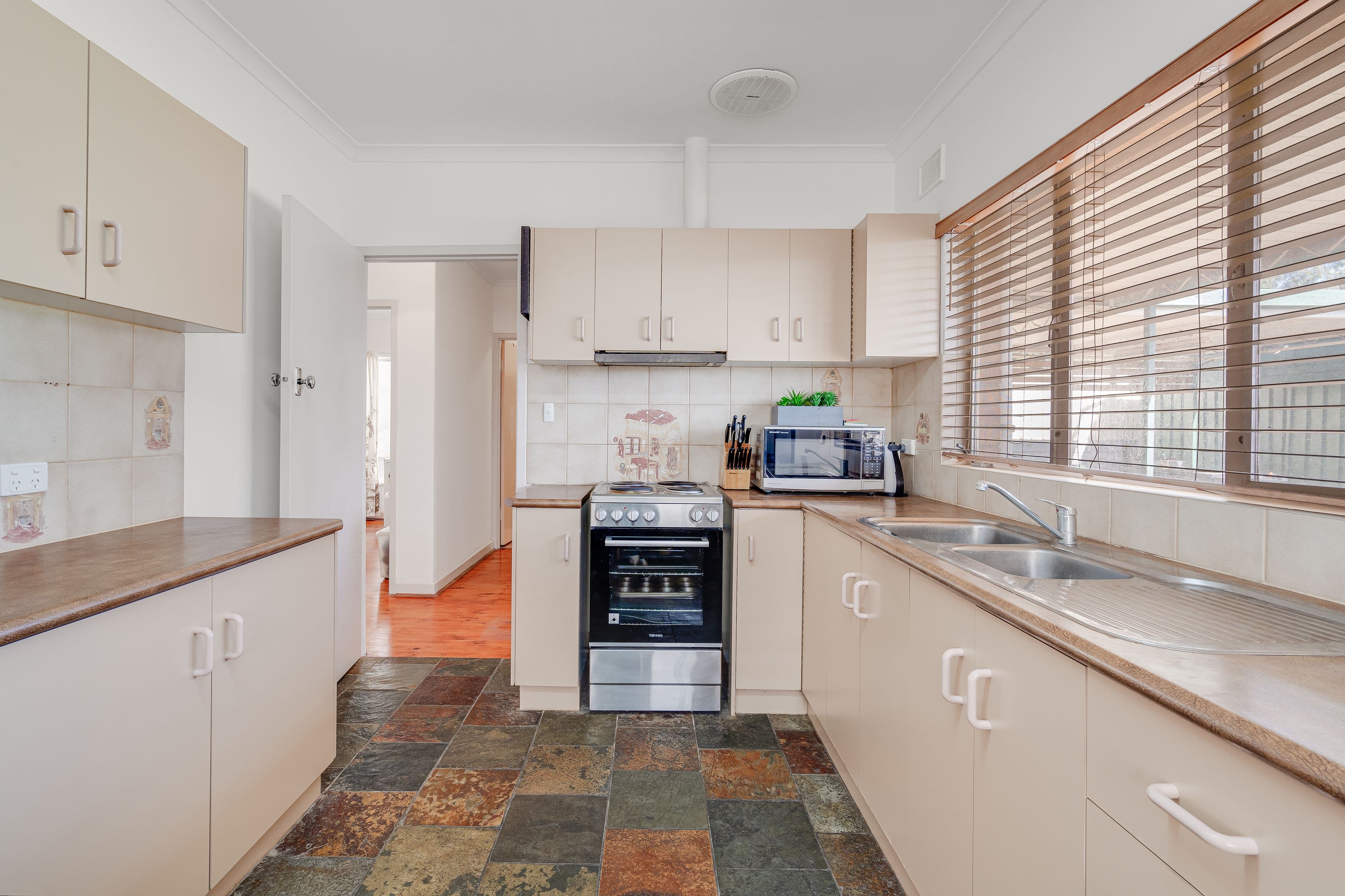 26 Kirkevue Road, Athelstone SA 5076, Athelstone - Thumbnail 6