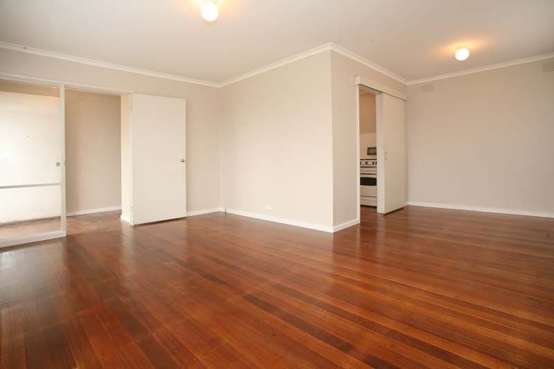 37 Tiverton Drive, MULGRAVE VIC 3170, Mulgrave - Thumbnail 2