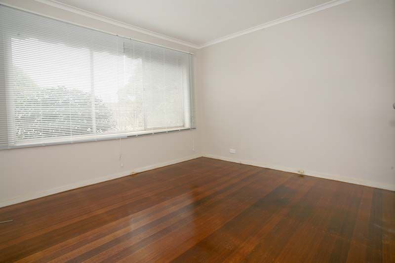 37 Tiverton Drive, MULGRAVE VIC 3170, Mulgrave - Thumbnail 5