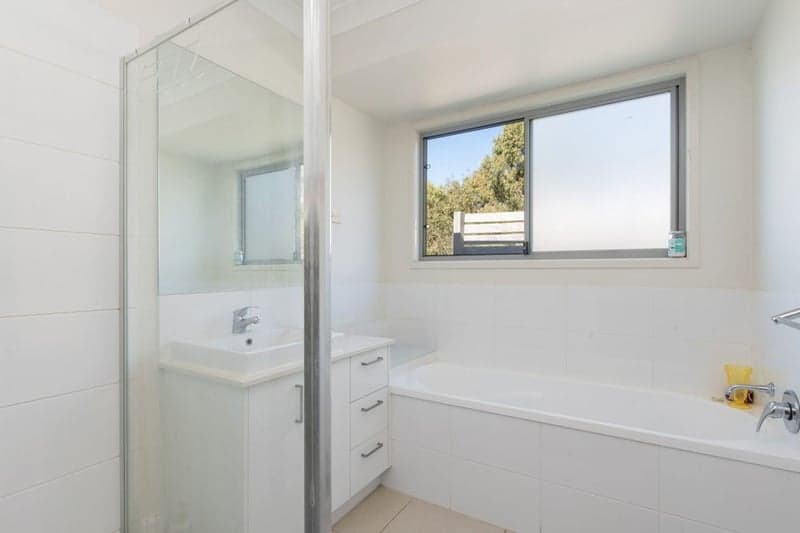 21 Conimbla Crescent, Waterford - Thumbnail 8