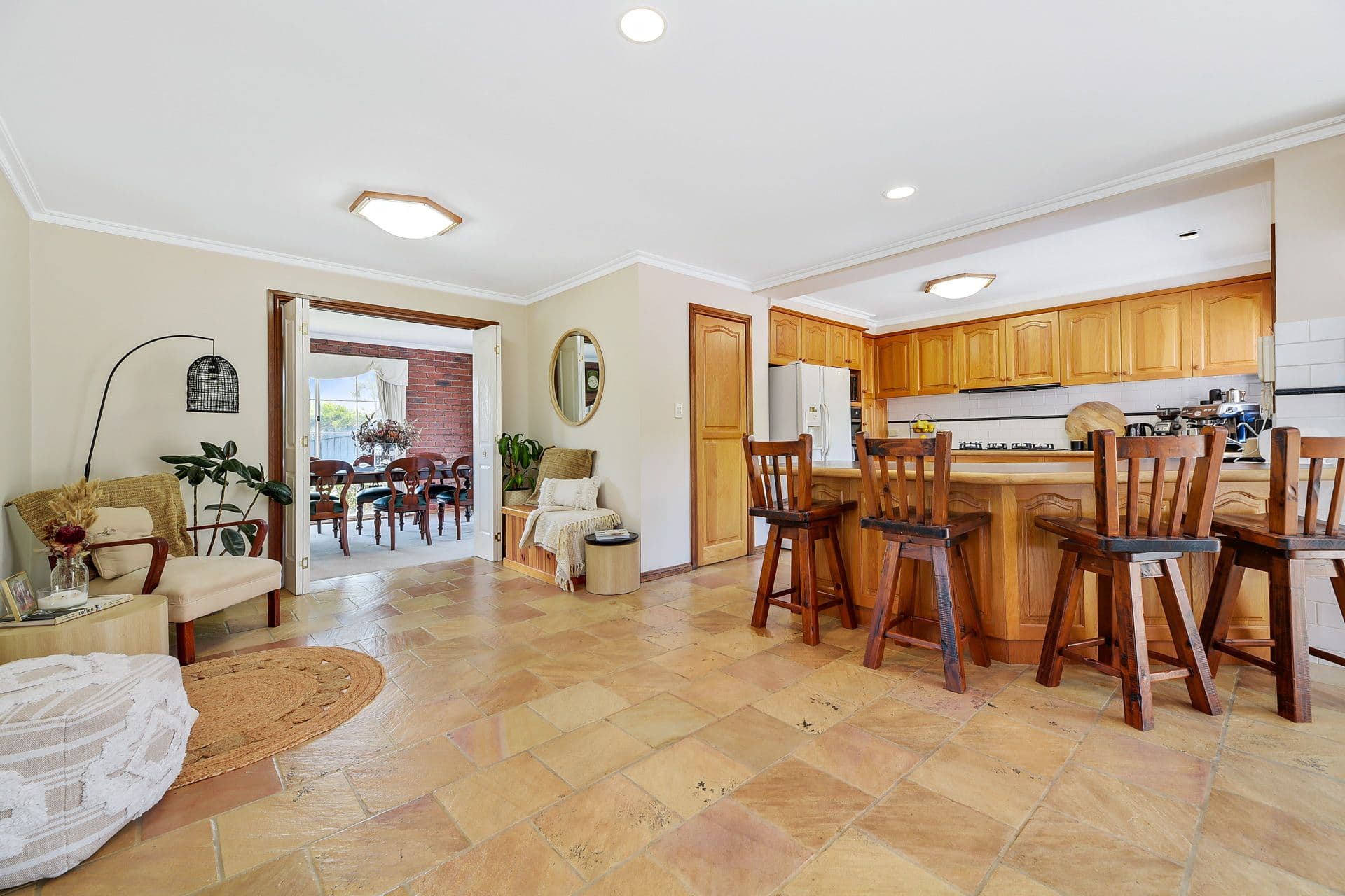 17 Matheson Court, Berwick VIC 3806, Berwick - Thumbnail 6