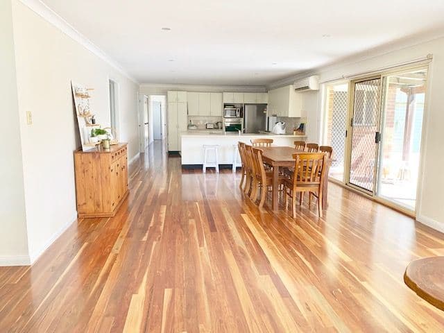 18 Lake Street, North Avoca - Thumbnail 2