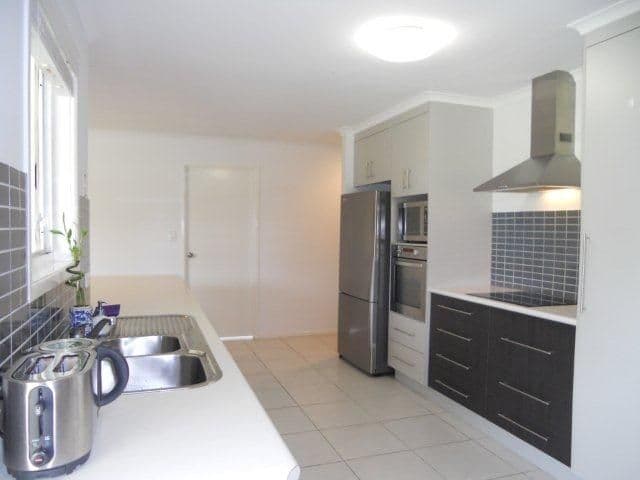 26 Border Street, GLENELLA QLD 4740, Glenella - Thumbnail 5