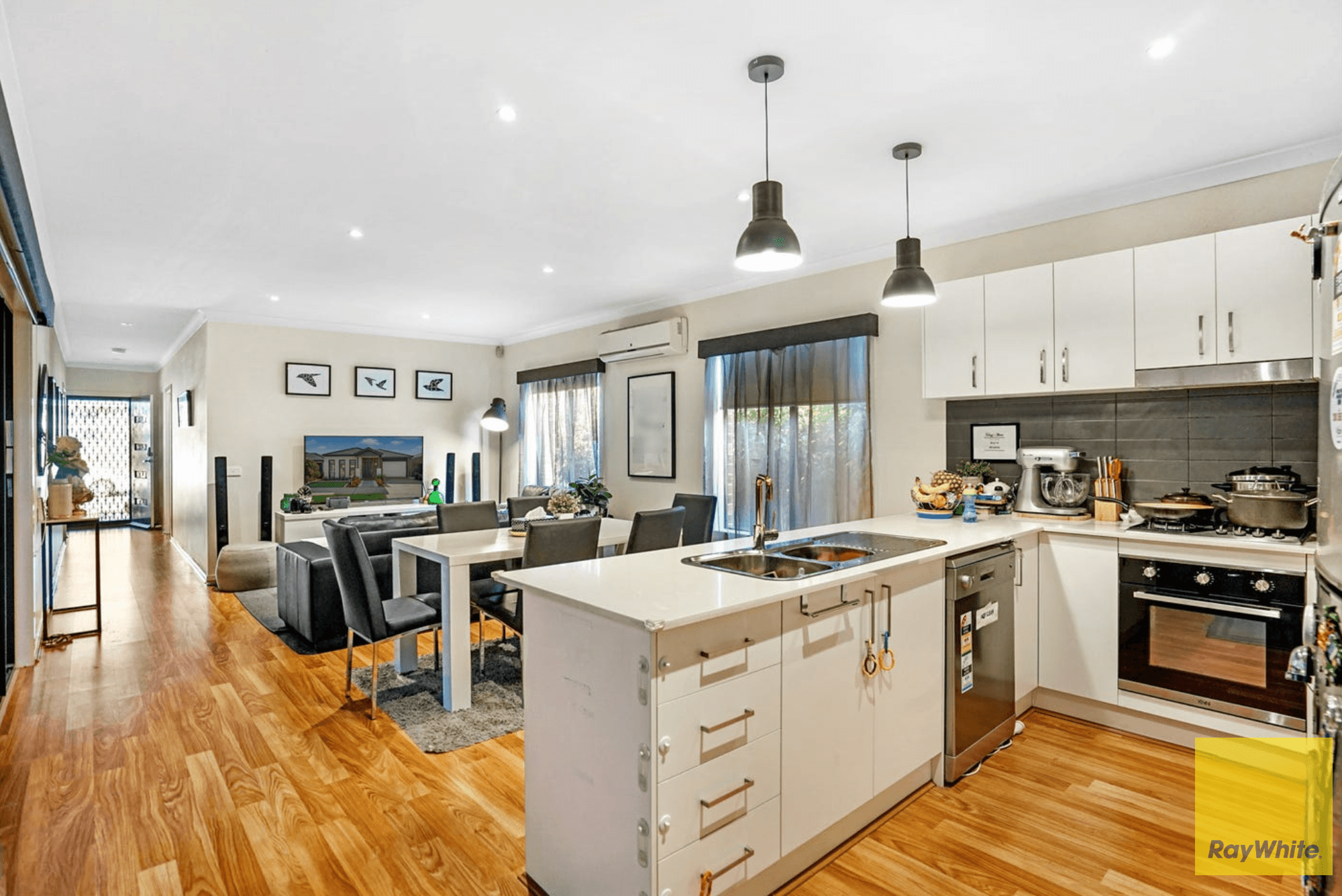 9 Maryburgh Road, COBBLEBANK VIC 3338, Cobblebank - Thumbnail 4