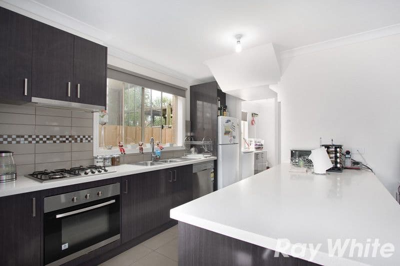 1A Flower Street, Pakenham VIC 3810, Pakenham - Thumbnail 2