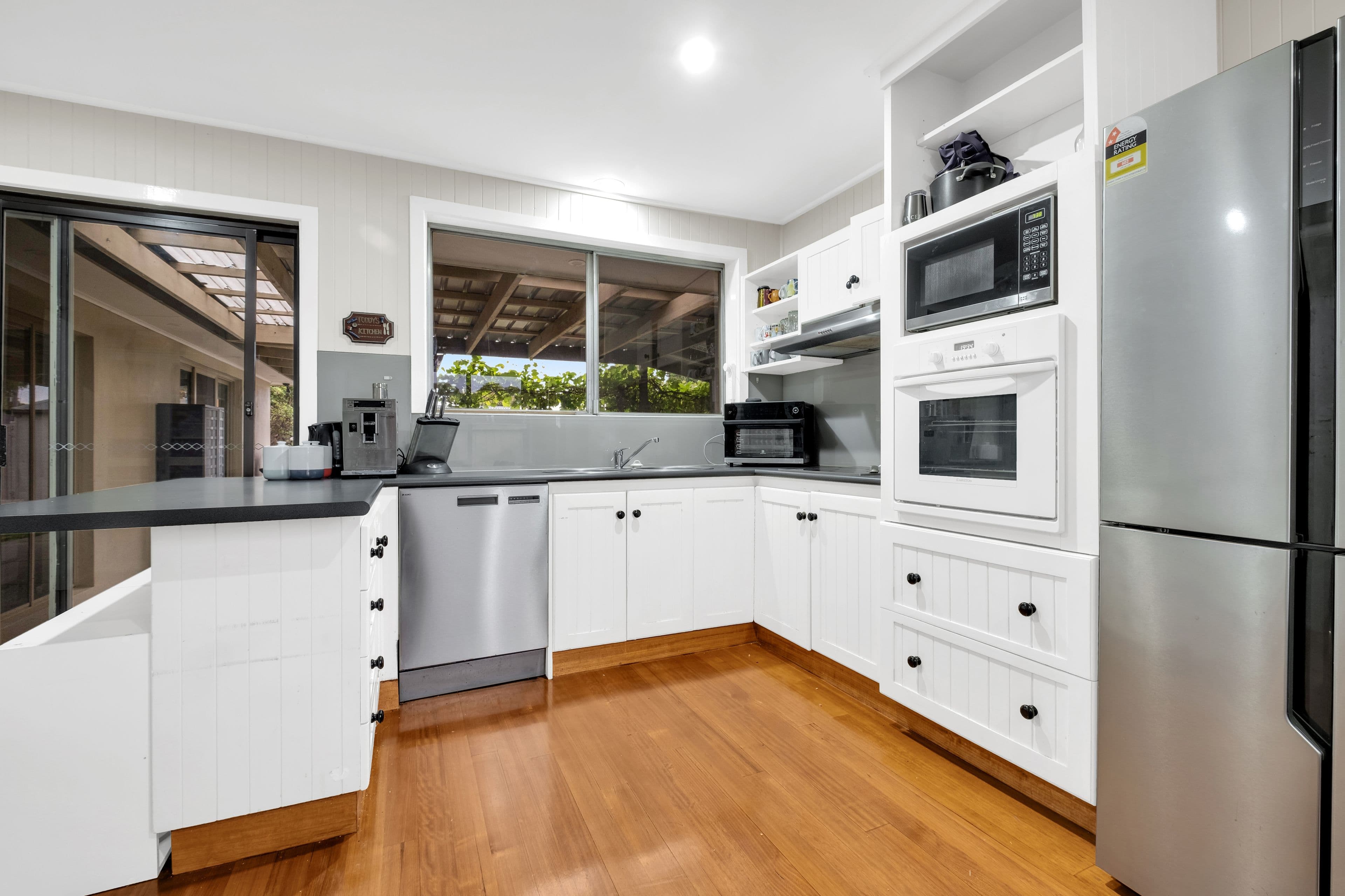 32 Cranbourne Drive, Cranbourne VIC 3977, Cranbourne - Thumbnail 7