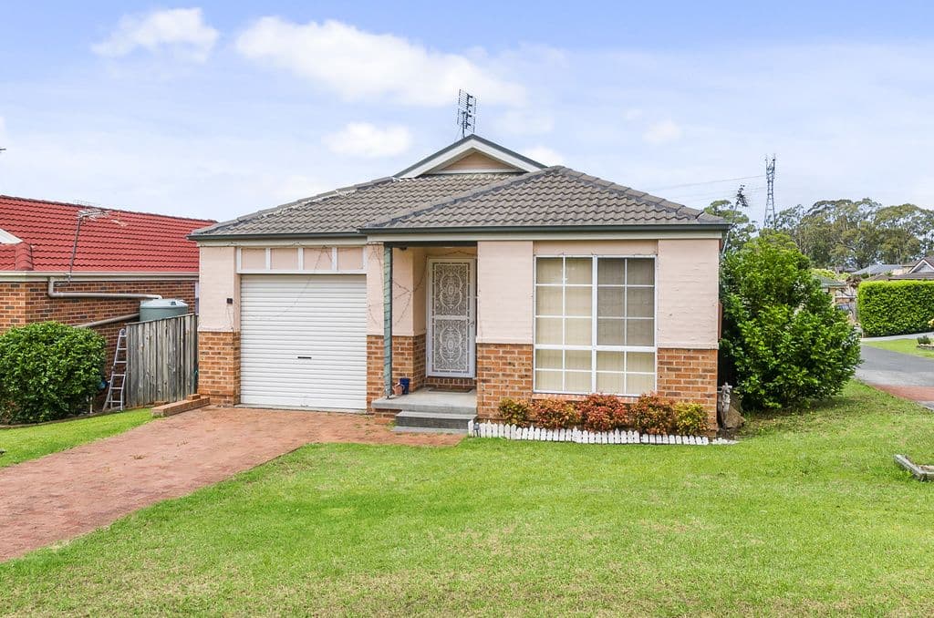 11 Glenlee Drive, Horsley - Image 1