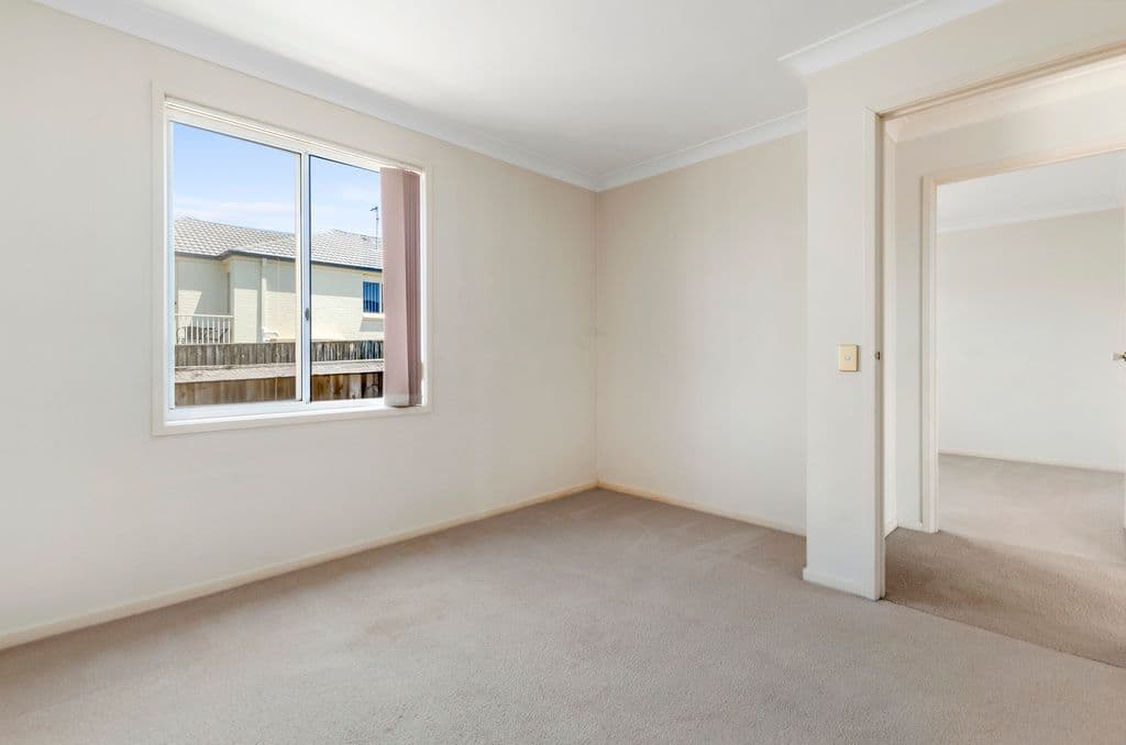 11 Glenlee Drive, Horsley - Thumbnail 6