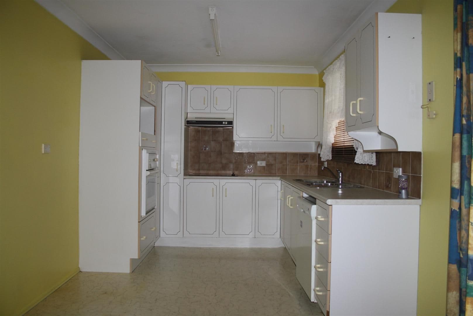 70 Johnson Road, Gracemere QLD 4702, Gracemere - Thumbnail 3