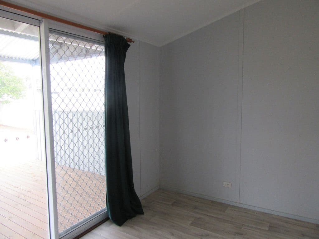 25 Railway Avenue, Carnamah WA 6517, Carnamah - Thumbnail 8