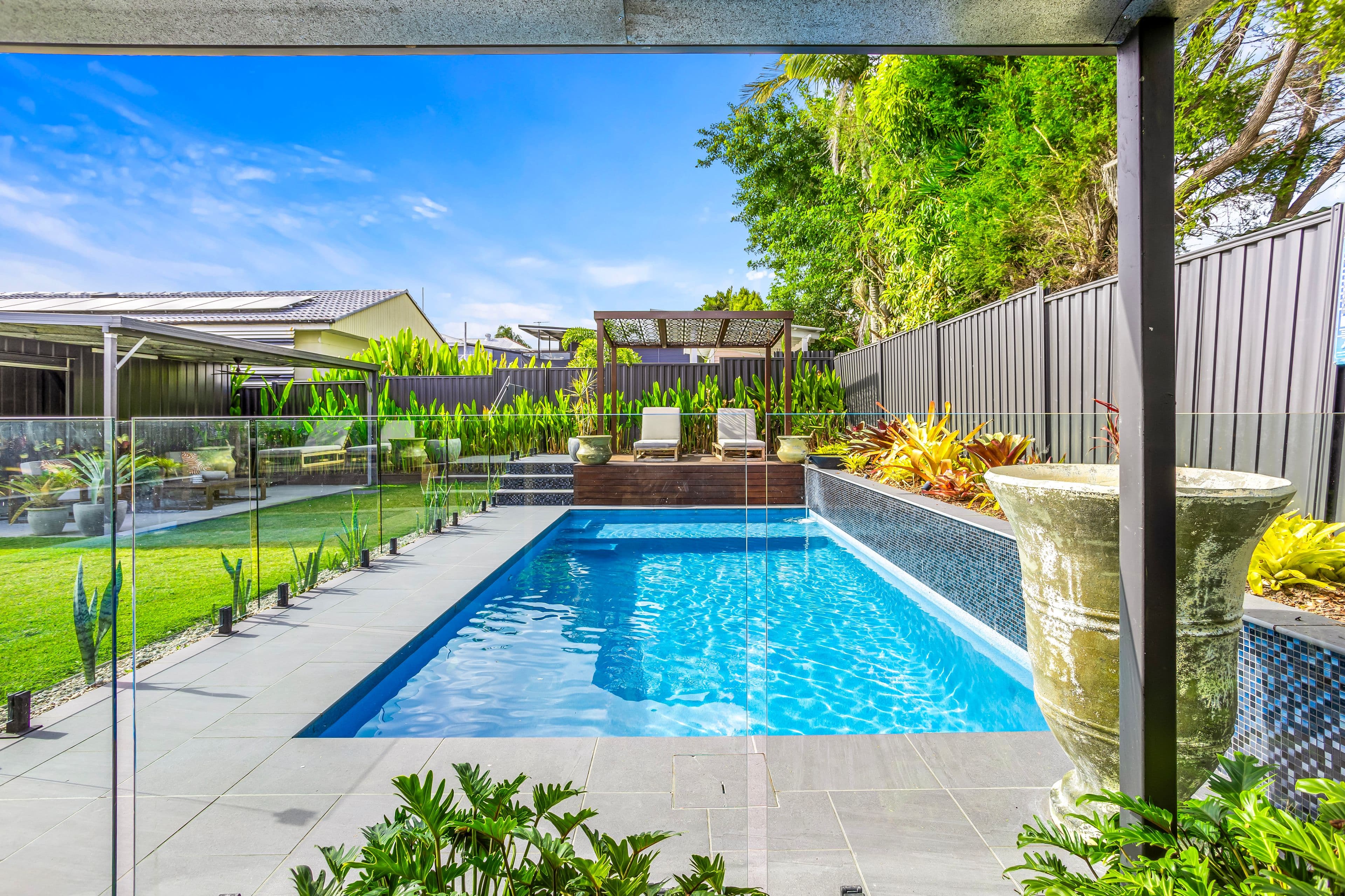 216 Scarborough Road, Scarborough QLD 4020, Scarborough - Thumbnail 2