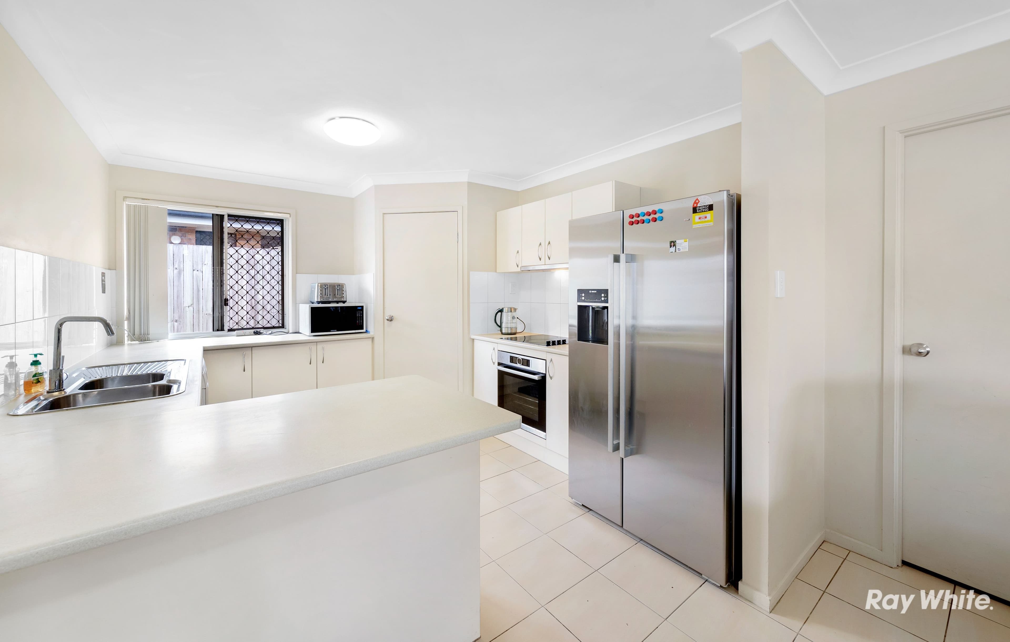 16 Newhaven Street, Marsden QLD 4132, Marsden - Thumbnail 3