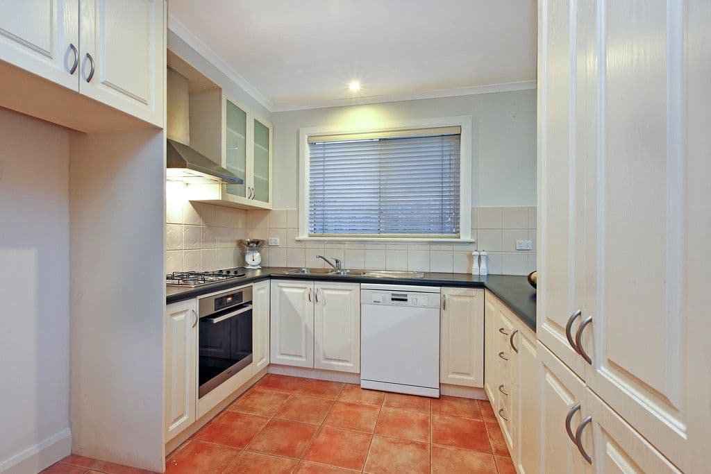 24 Daventry Street, Reservoir VIC 3073, Reservoir - Thumbnail 6