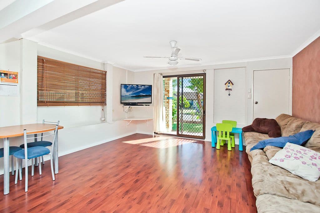 28 Spindle Street, PALM BEACH QLD 4221, Palm Beach - Thumbnail 3