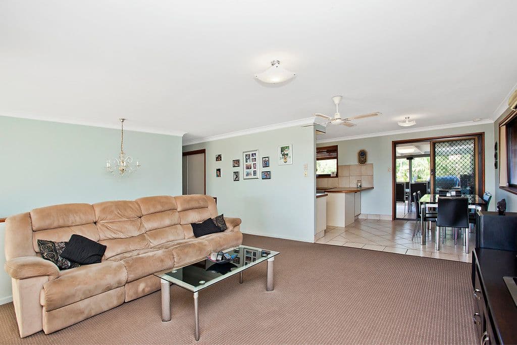 28 Spindle Street, PALM BEACH QLD 4221, Palm Beach - Thumbnail 7