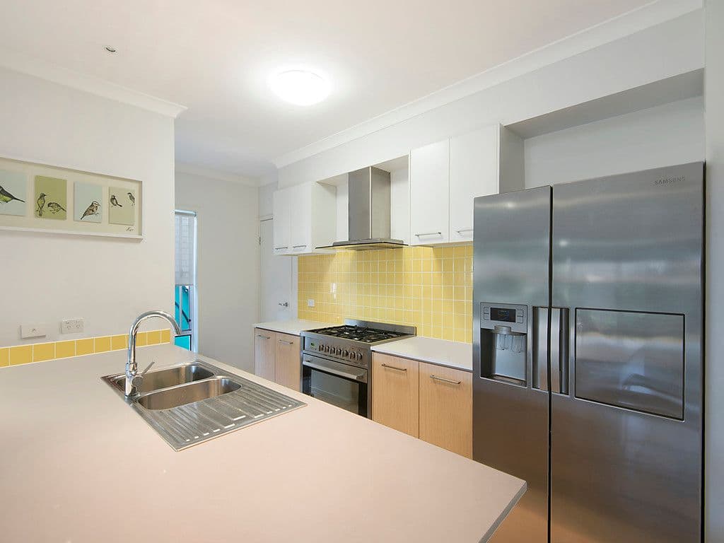 11 Moonie Crescent, North Lakes QLD 4509, North Lakes - Thumbnail 2