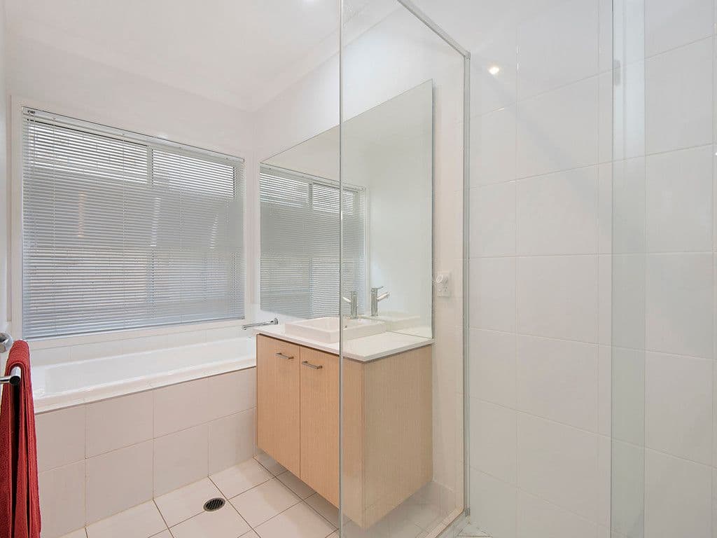11 Moonie Crescent, North Lakes QLD 4509, North Lakes - Thumbnail 6