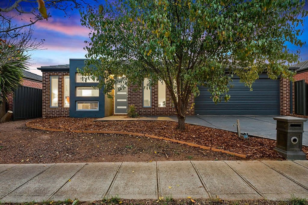 11 Marengo Street, Tarneit VIC 3029, Tarneit - Thumbnail 2