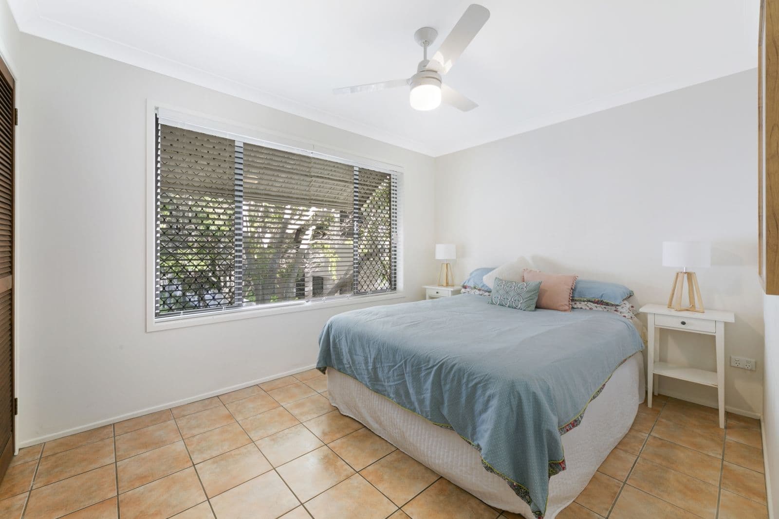 31 Brighton Street, Biggera Waters QLD 4216, Biggera Waters - Thumbnail 5