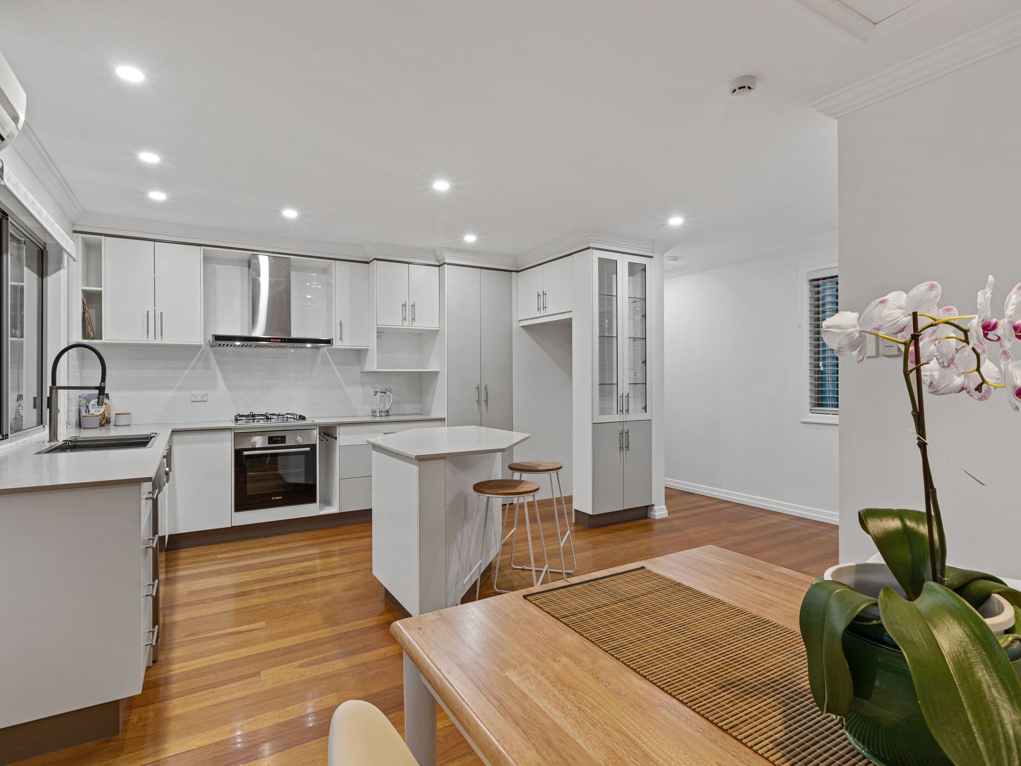 20 McIlwraith Avenue, Balmoral QLD 4171, Balmoral - Thumbnail 3