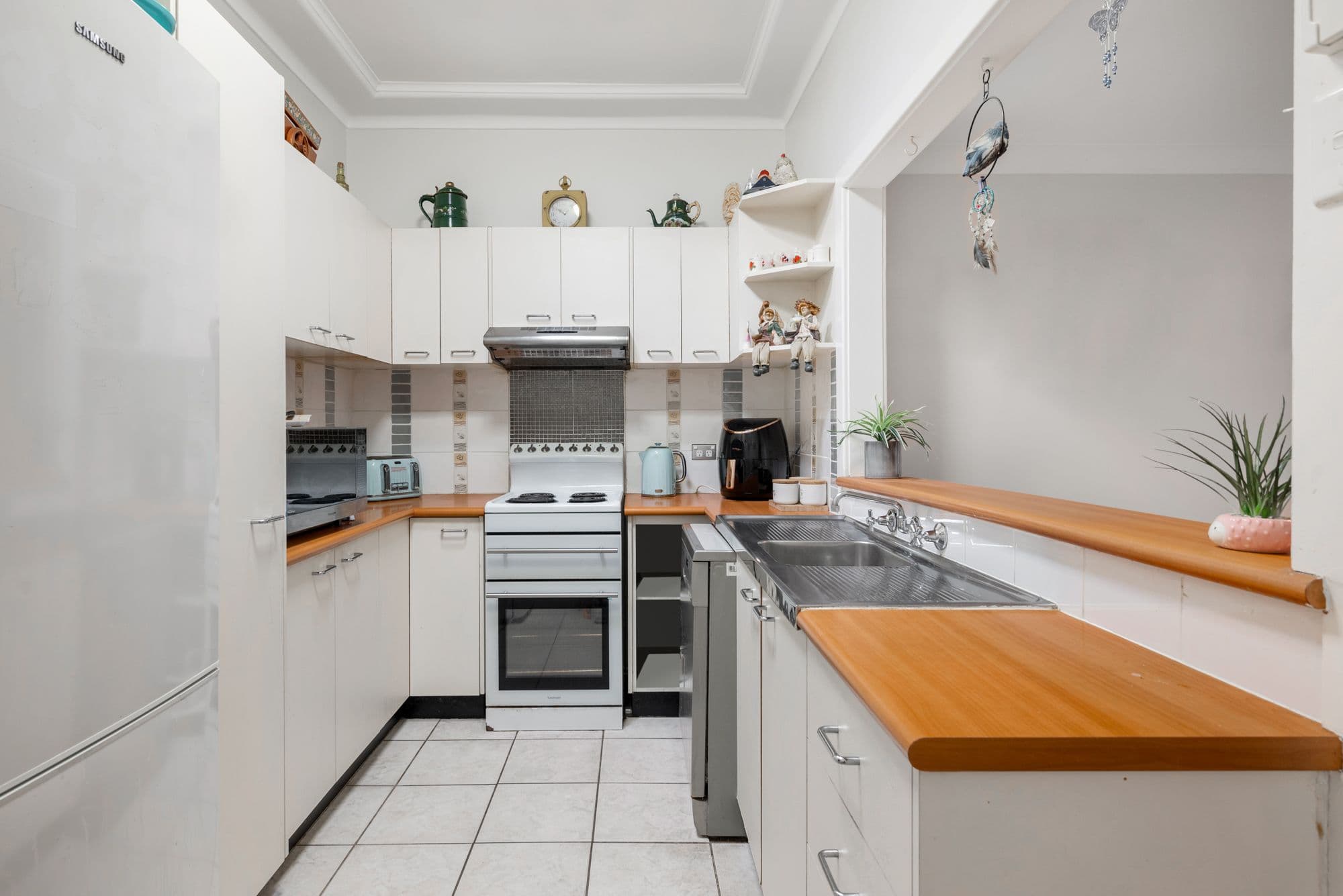 4 Illawong Road, Leumeah NSW 2560, Leumeah - Thumbnail 2