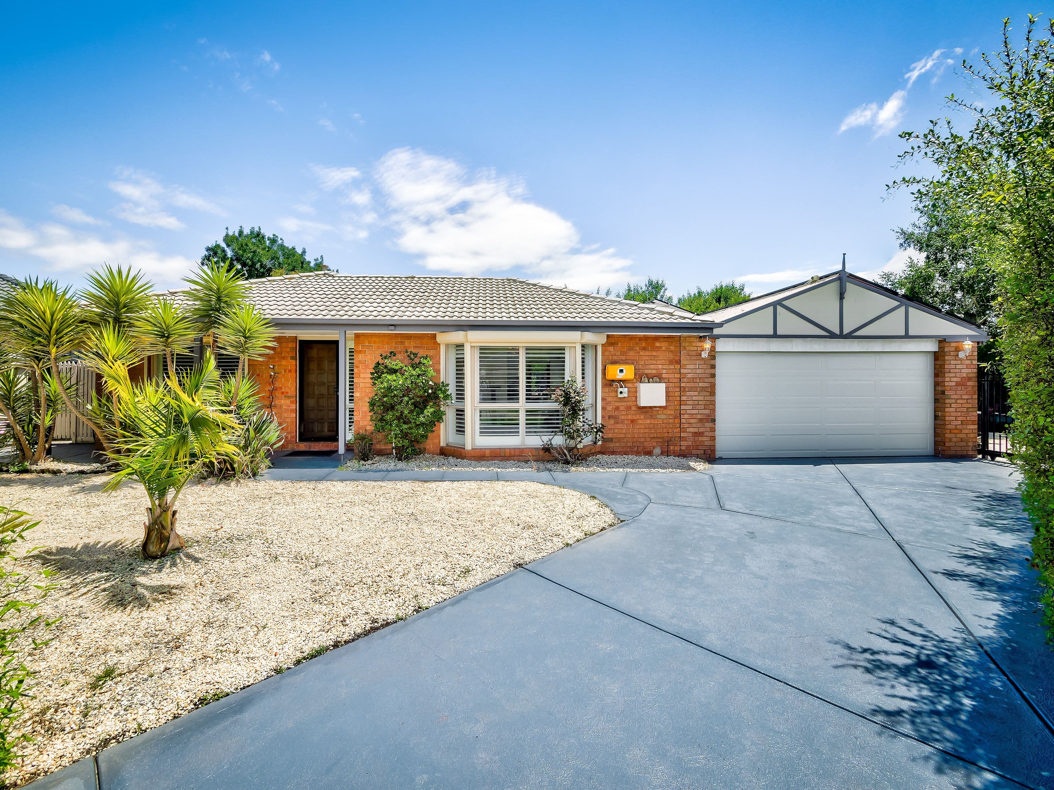 15 Kurrajong Court, Cranbourne North VIC 3977, Cranbourne North - Image 1