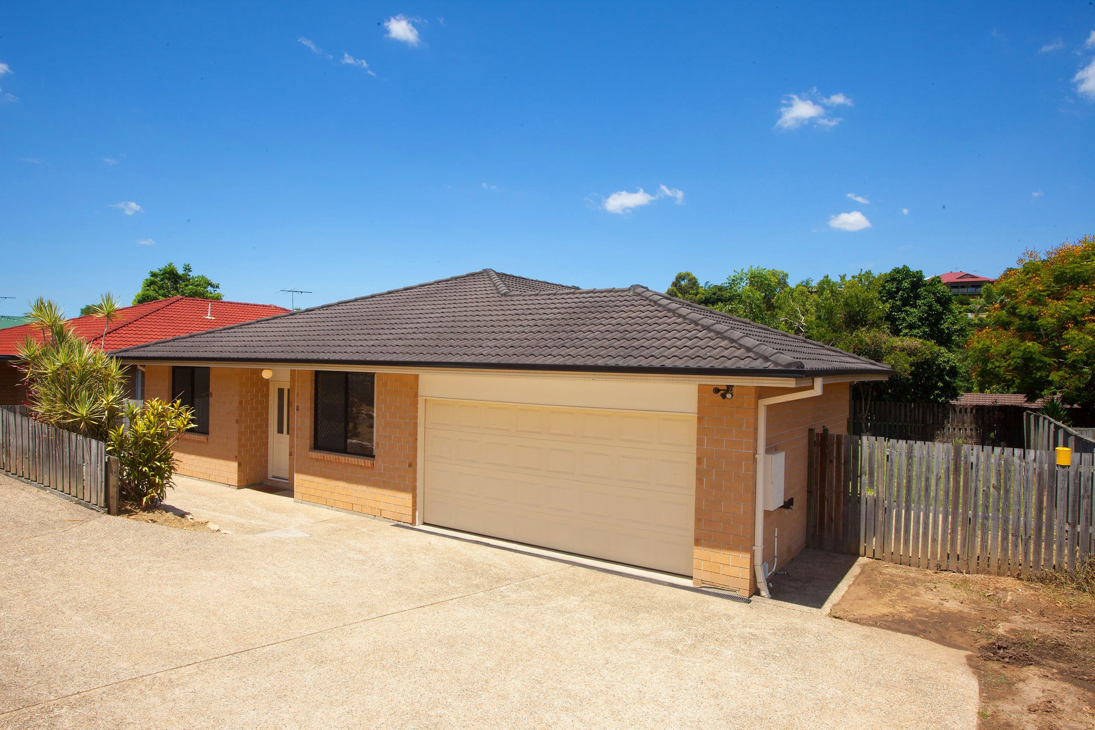 44 Dillon Road, The Gap QLD 4061, The Gap - Thumbnail 2