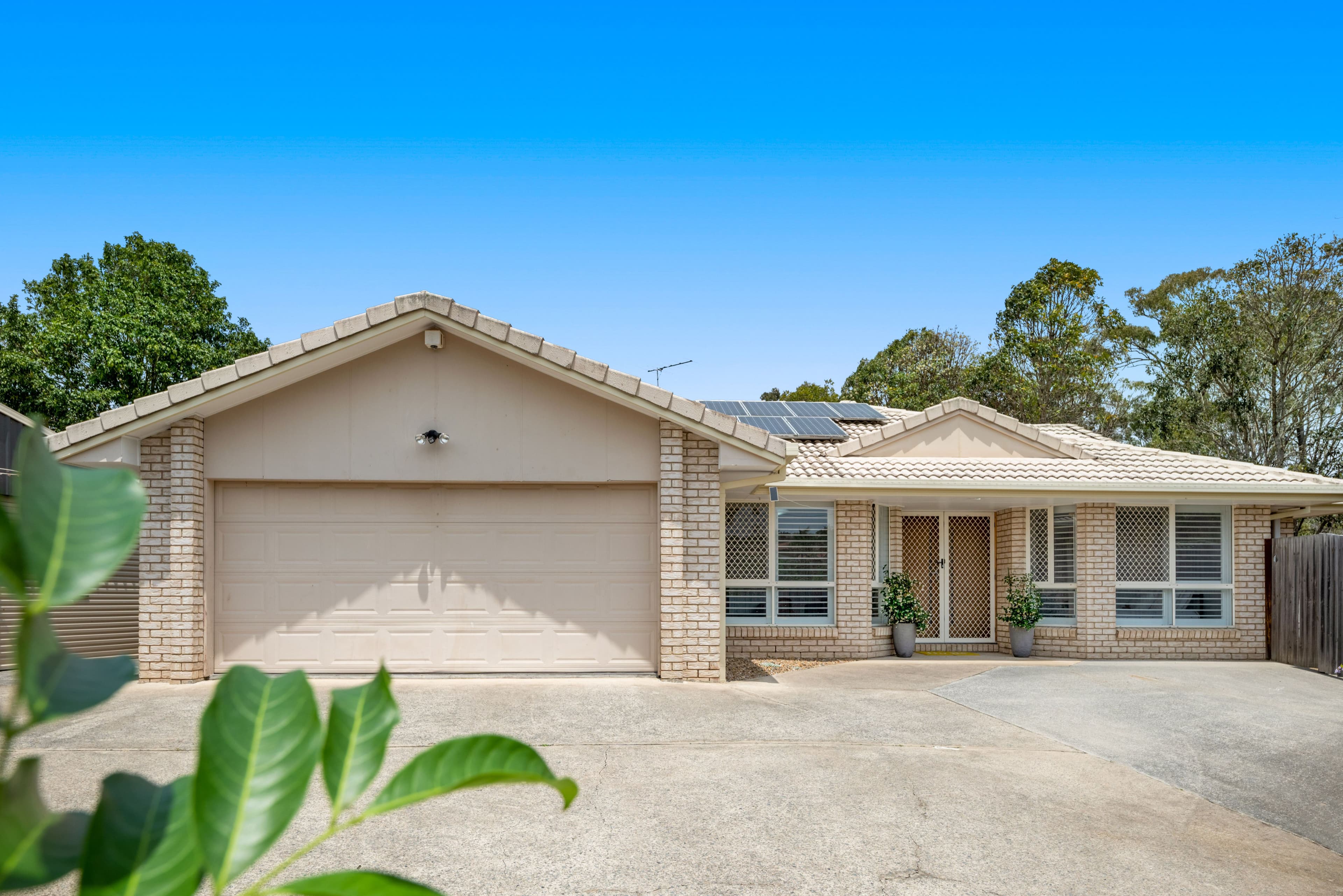 67 Berkley Place, Carindale QLD 4152, Carindale - Image 1