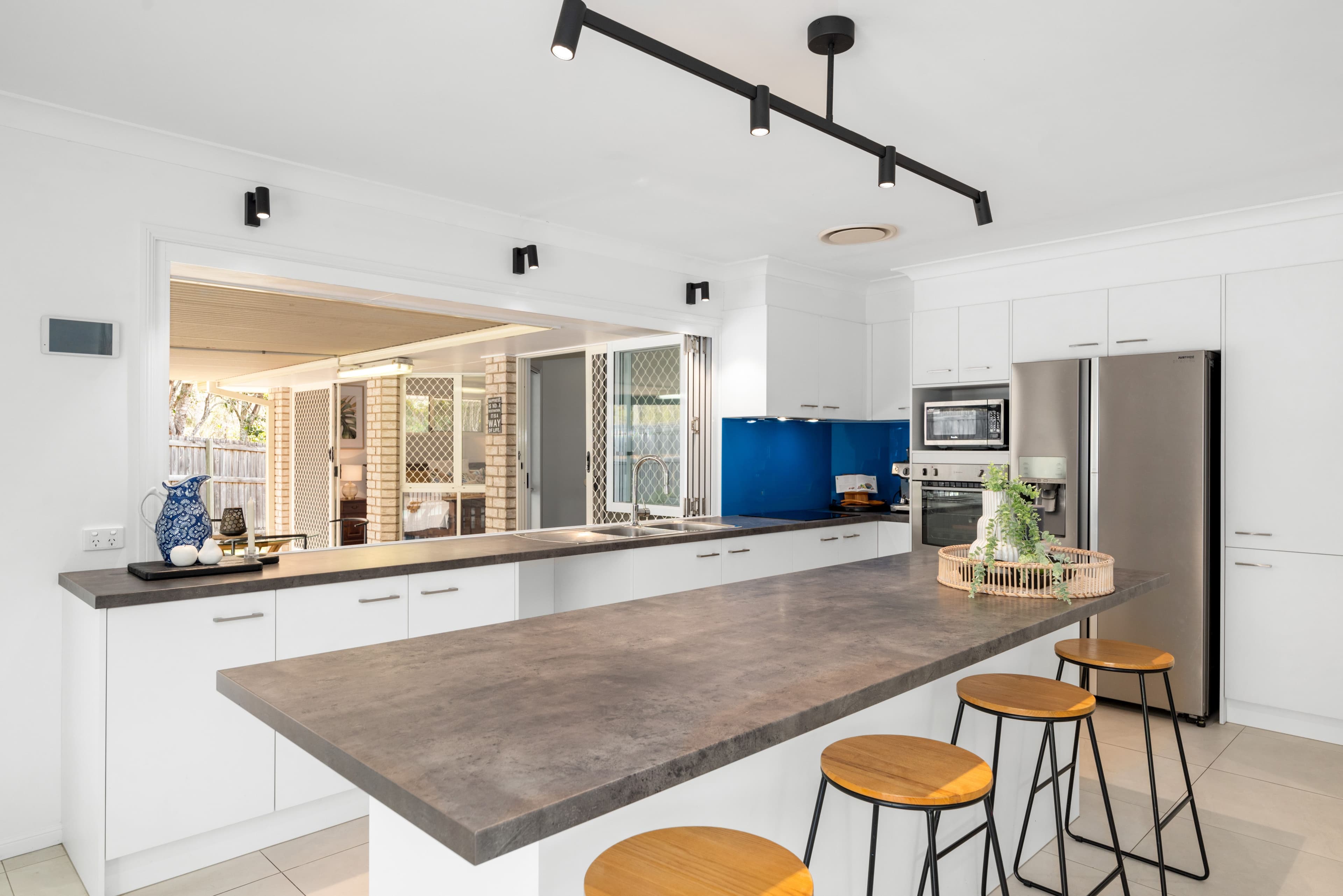 67 Berkley Place, Carindale QLD 4152, Carindale - Thumbnail 4