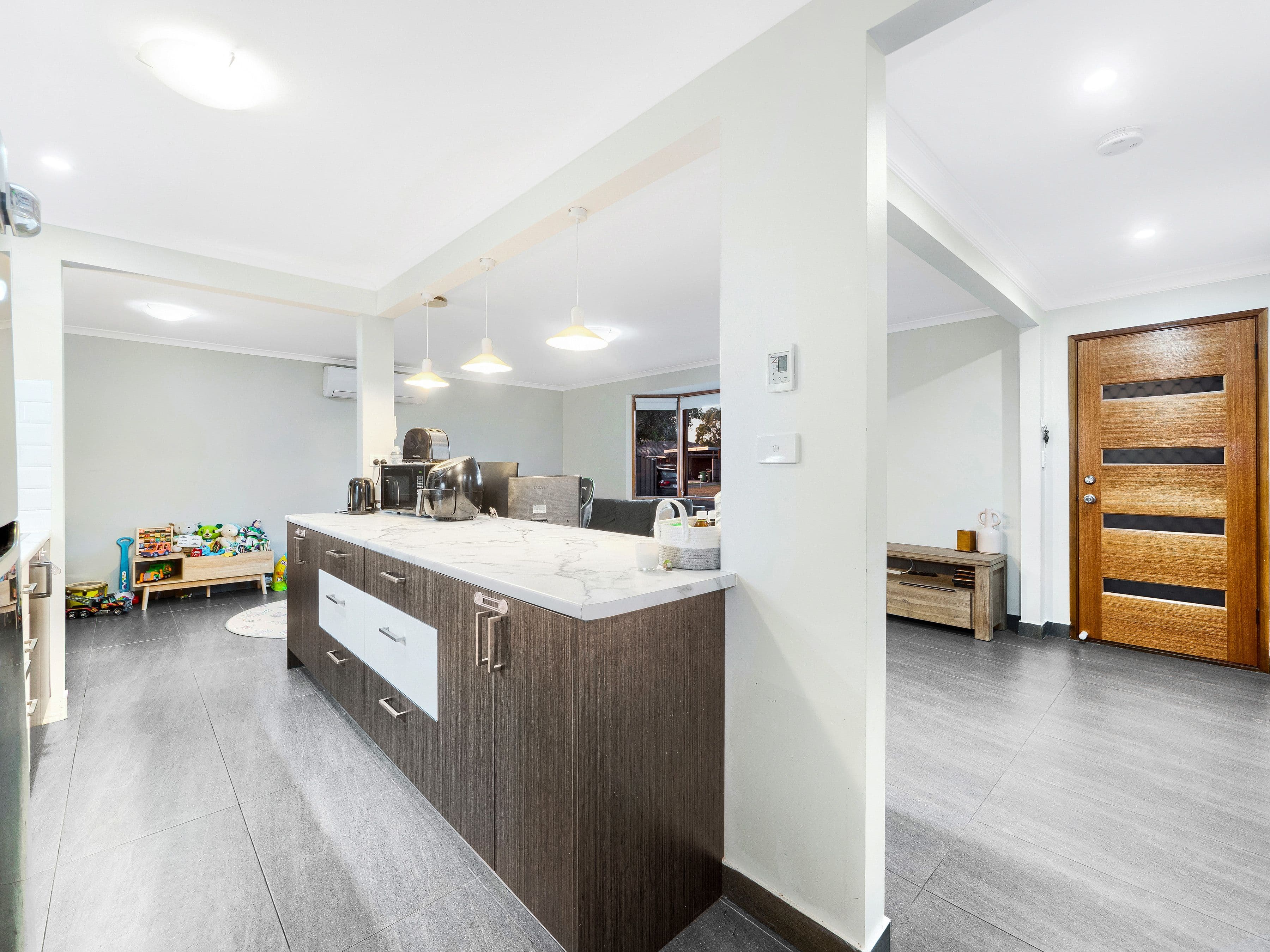 22 Strafford Avenue, Cranbourne VIC 3977, Cranbourne - Thumbnail 6