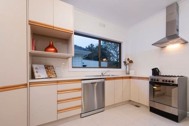 142 Bedford Road, HEATHMONT VIC 3135, Heathmont - Thumbnail 3