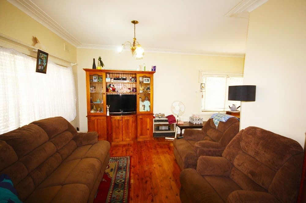 2 High Street, CAMPBELLTOWN NSW 2560, Campbelltown - Thumbnail 2