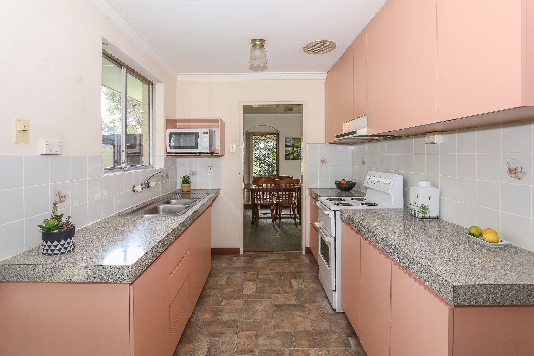 16 Chobham Way, Morley WA 6062, Morley - Thumbnail 7
