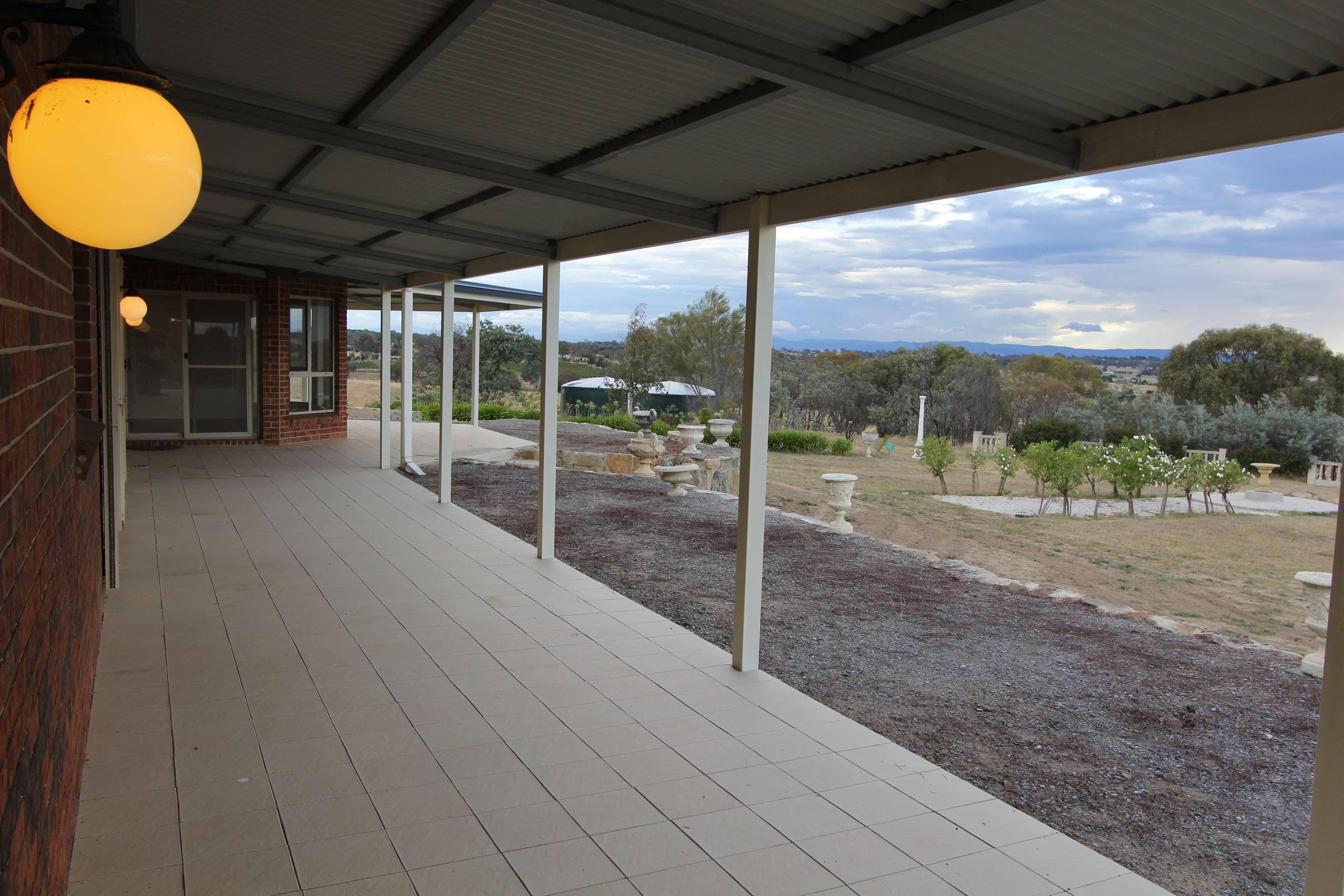 5 Broughton Circuit, Murrumbateman - Thumbnail 8